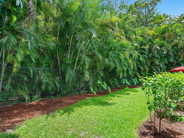 13982 Paddock Drive, Wellington FL 33414