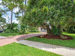 13982 Paddock Drive, Wellington FL 33414