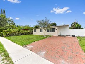 5810 SW 38th Court, Davie FL 33314