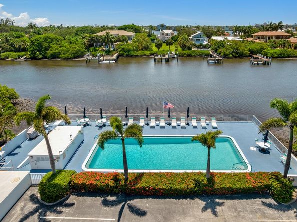 4001 S Ocean Boulevard 218, South Palm Beach FL 33480