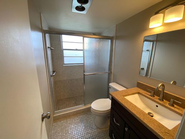 224 Chatham K, West Palm Beach FL 33417