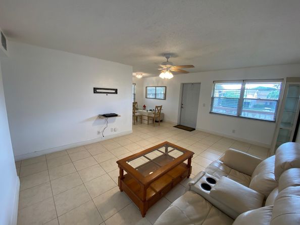 224 Chatham K, West Palm Beach FL 33417