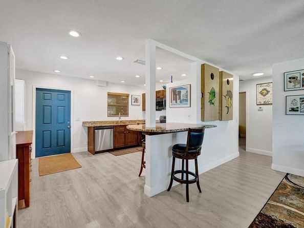 2907 Apalachee Road, Palm Springs FL 33406