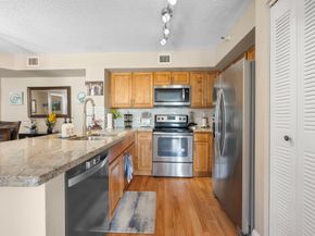 110 Yacht Club Way 104, Hypoluxo FL 33462
