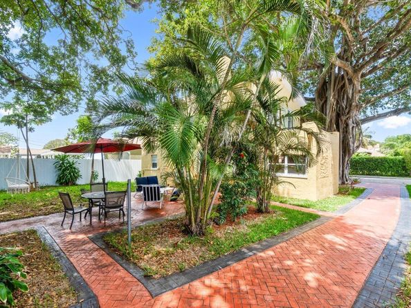 924 Almeria Road, West Palm Beach FL 33405