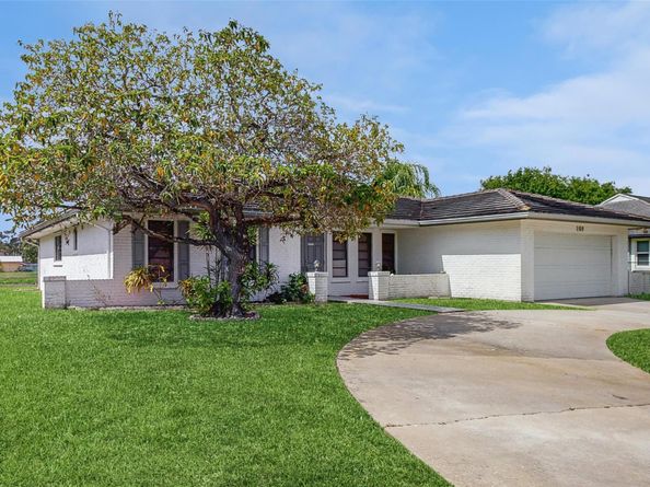 109 Rivera Ave, Royal Palm Beach FL 33411