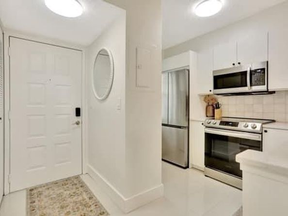 2228 N Cypress Bend Dr 210, Pompano Beach FL 33069