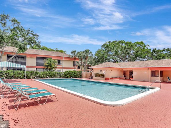 4165 Carambola Circle S 2162, Coconut Creek FL 33066