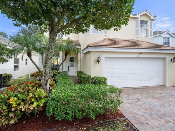 111 Berenger Walk, Royal Palm Beach FL 33414