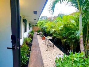 754 NE 40th Street, Oakland Park FL 33334