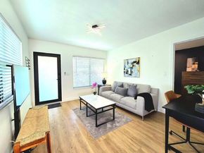 754 NE 40th Street, Oakland Park FL 33334