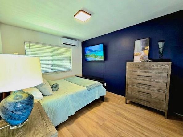 754 NE 40th Street, Oakland Park FL 33334