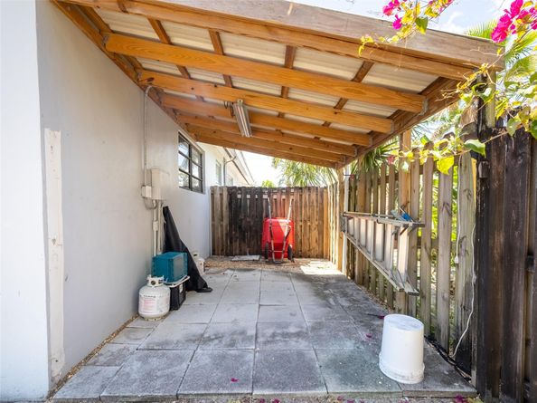 3141 Riverland Rd, Fort Lauderdale FL 33312