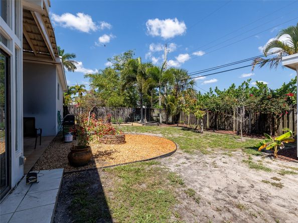 3141 Riverland Rd, Fort Lauderdale FL 33312