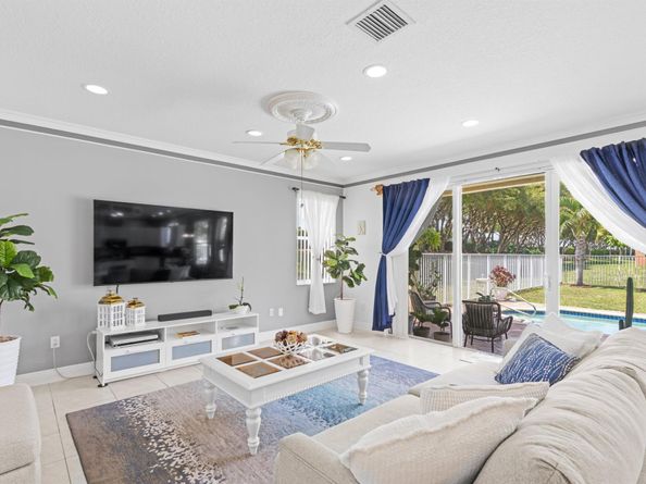 9910 Shepard Place, Wellington FL 33414