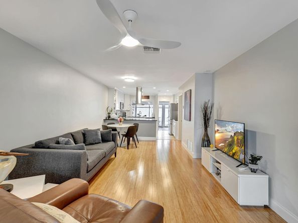 201 Venetian Drive 4, Delray Beach FL 33483