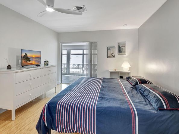 201 Venetian Drive 4, Delray Beach FL 33483