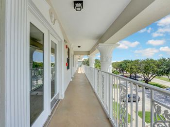 6097 Balboa Circle