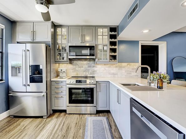 6097 Balboa Circle 406, Boca Raton FL 33433