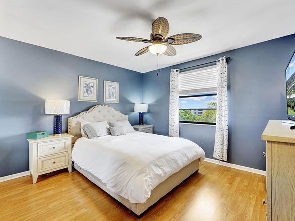 6097 Balboa Circle 406, Boca Raton FL 33433
