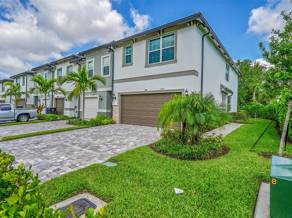 3201 Watercress Dr 3201, Lauderdale Lakes FL 33311
