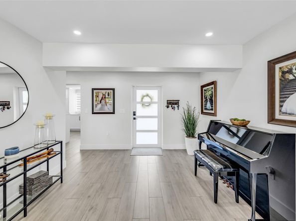1206 Mango Isle, Fort Lauderdale FL 33315