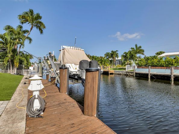 1206 Mango Isle, Fort Lauderdale FL 33315