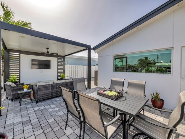 1206 Mango Isle, Fort Lauderdale FL 33315
