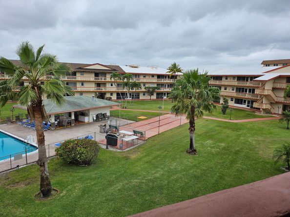 5300 Washington Street B329, Hollywood FL 33021