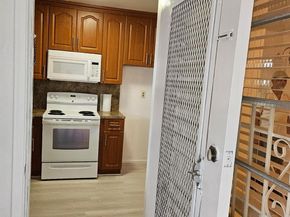 5300 Washington Street B329, Hollywood FL 33021