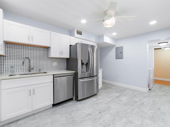 800 Cypress Grove Drive 211, Pompano Beach FL 33069