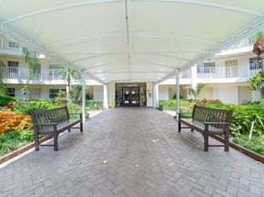 800 Cypress Grove Drive 211, Pompano Beach FL 33069