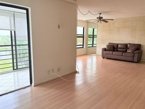 2304 S Cypress Bend Dr 515, Pompano Beach FL 33069