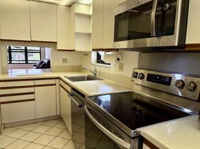 2304 S Cypress Bend Dr 515, Pompano Beach FL 33069