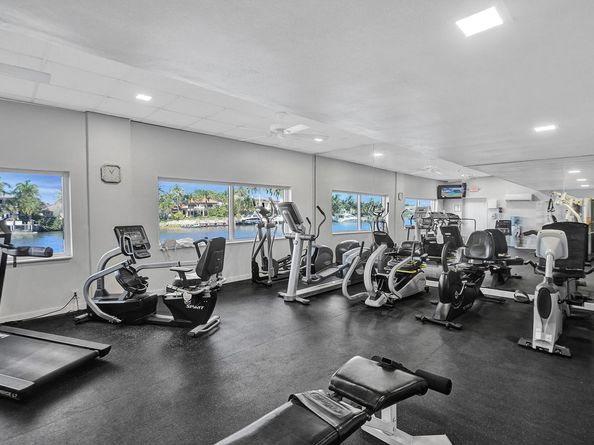 1051 Hillsboro Mile 307E, Hillsboro Beach FL 33062