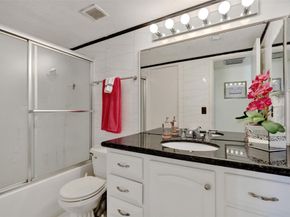 1051 Hillsboro Mile 307E, Hillsboro Beach FL 33062