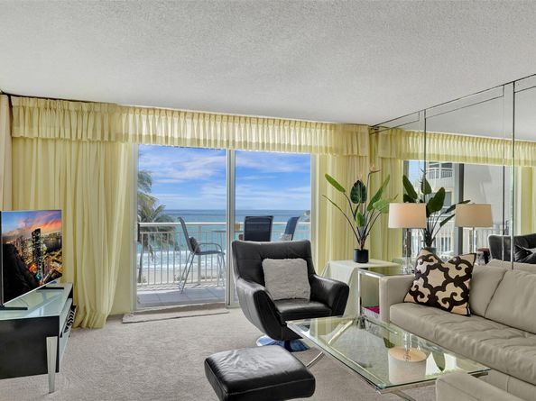1051 Hillsboro Mile 307E, Hillsboro Beach FL 33062
