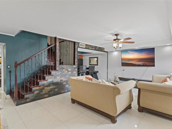 12 Cortez Way 345, Davie FL 33324