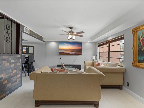12 Cortez Way 345, Davie FL 33324