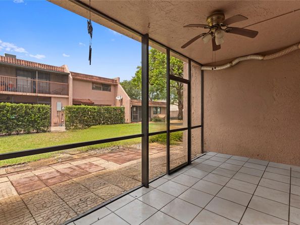 12 Cortez Way 345, Davie FL 33324