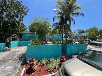 3260 E Atlantic Drive W