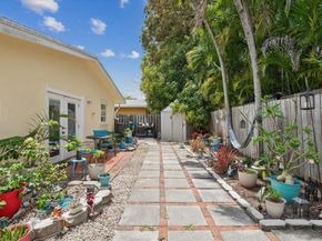 1715 SW 21st St, Fort Lauderdale FL 33315