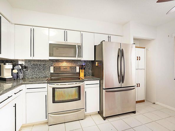 6037 Pointe Regal Circle 401, Delray Beach FL 33484