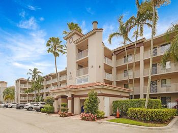 6037 Pointe Regal Circle