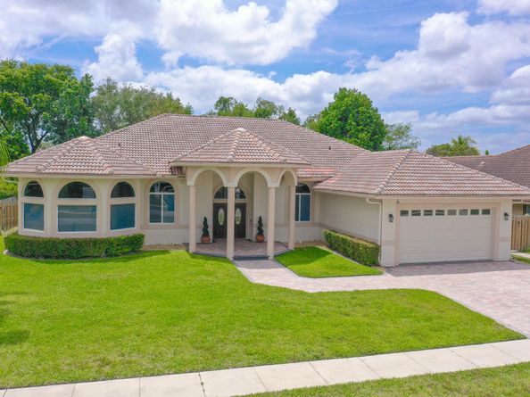13645 Folkestone Court, Wellington FL 33414