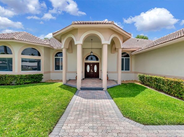 13645 Folkestone Court, Wellington FL 33414