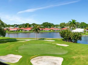 300 John F Kennedy Drive Ph5, Atlantis FL 33462