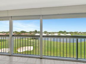 300 John F Kennedy Drive Ph5, Atlantis FL 33462