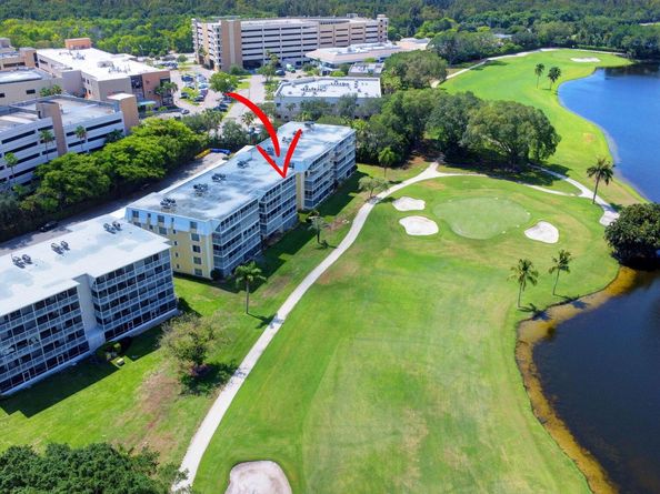 300 John F Kennedy Drive Ph5, Atlantis FL 33462