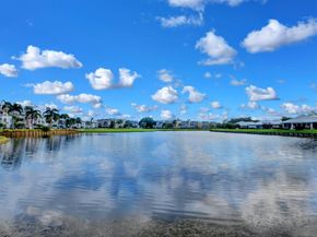 300 John F Kennedy Drive Ph5, Atlantis FL 33462
